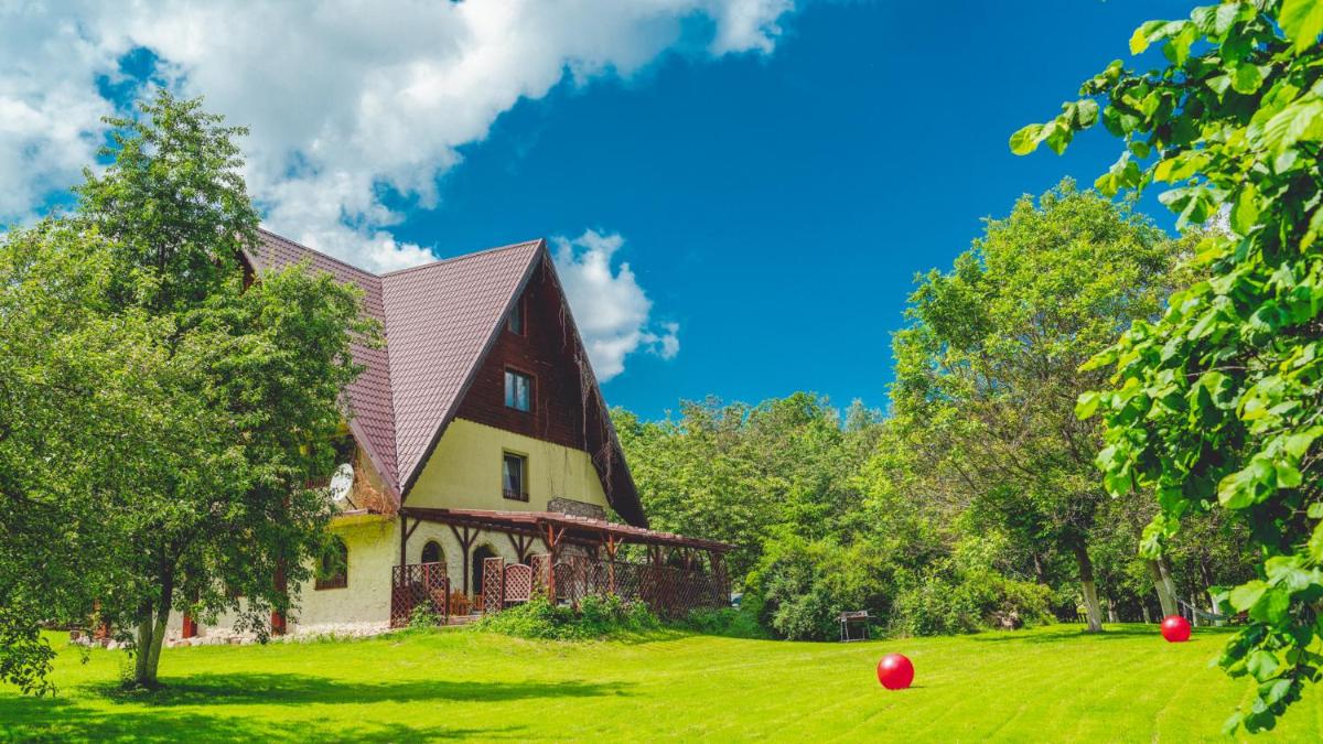 Leśniczówka pod Śnieżką - Housity