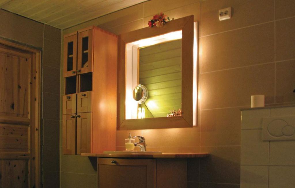 Skudeneshavn 180 Fish Camp - Housity