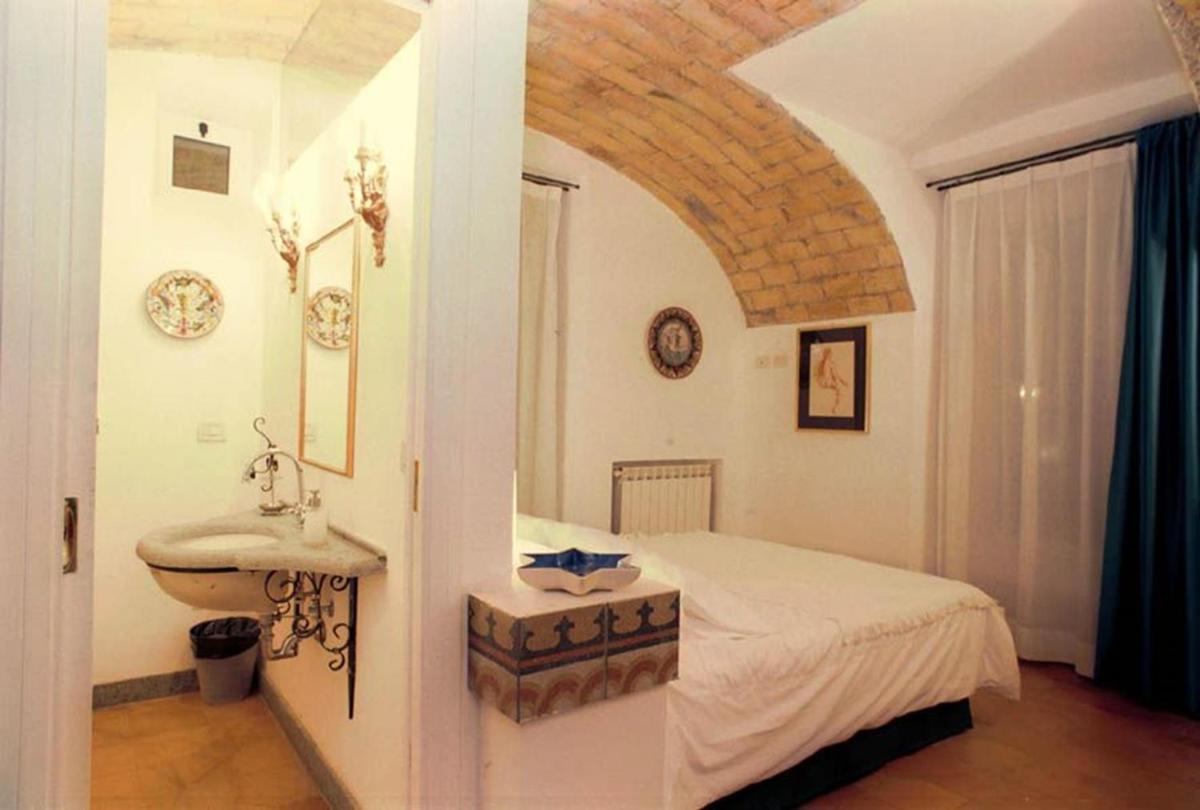 Villino Corbelli B&B - Housity