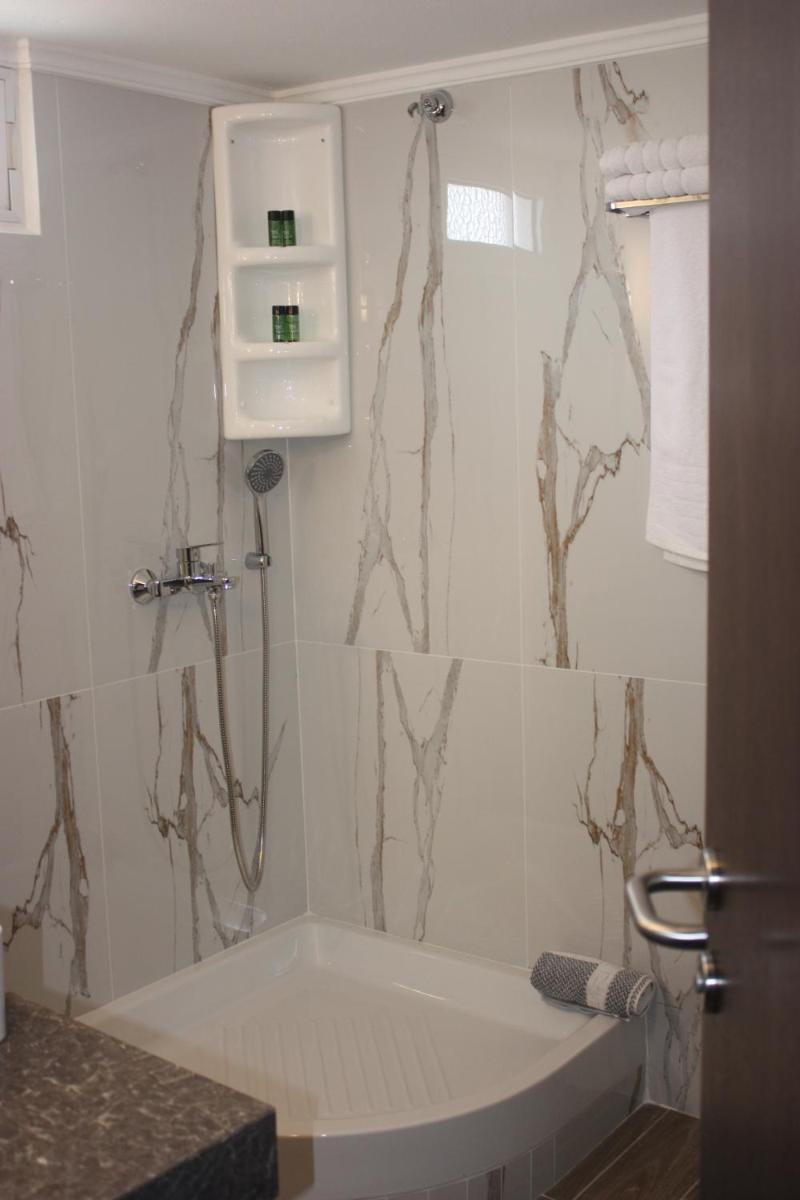 Hotel Cariatis - Housity