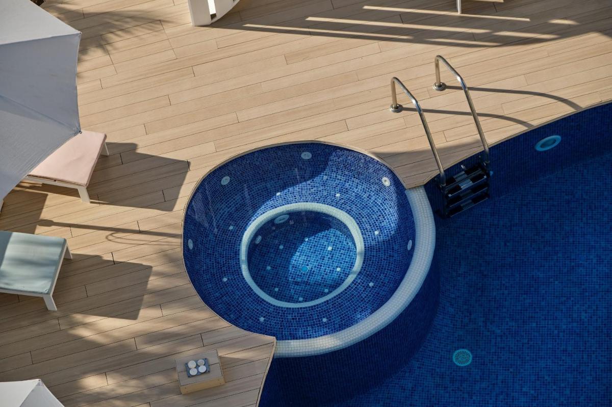 Imagen de la galería de Hotel Villa Chiquita - Adults Only - Over 12, en Colonia de Sant Jordi