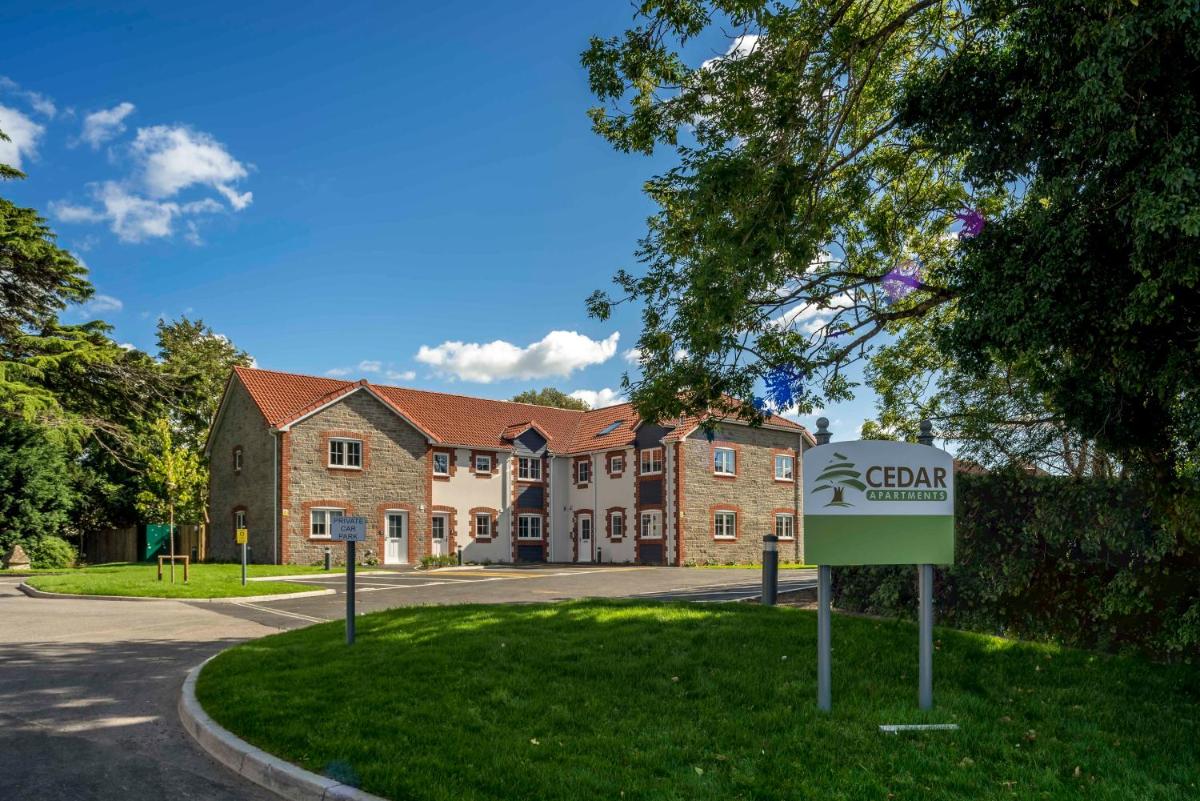 Cedar Apartments - Housity