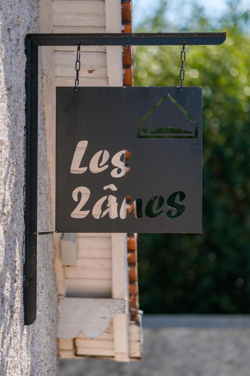 Les deux anes - Housity