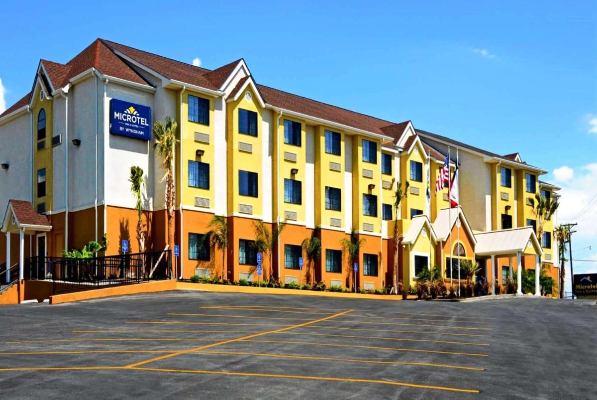 Suitetrails - Microtel Inn & Suites by Wyndham New Braunfels I-35