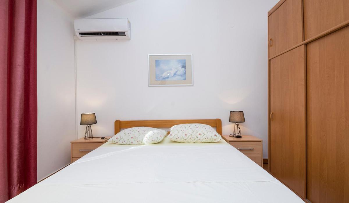 Apartman, studio and room Kata - Hizvo