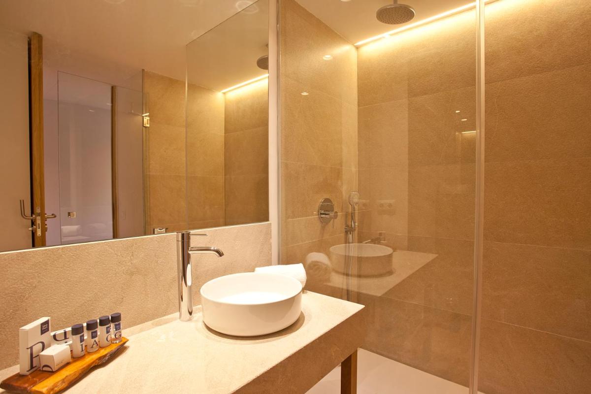 Un baño de Mon Port Hotel & Spa