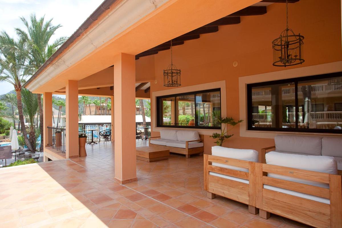 Zona de estar de Mon Port Hotel & Spa