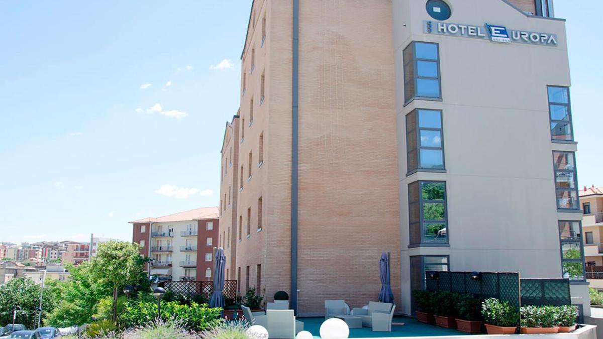 Suitetrails - Hotel Europa