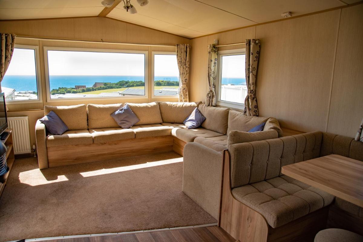 Devon Cliffs Holiday Home - Housity