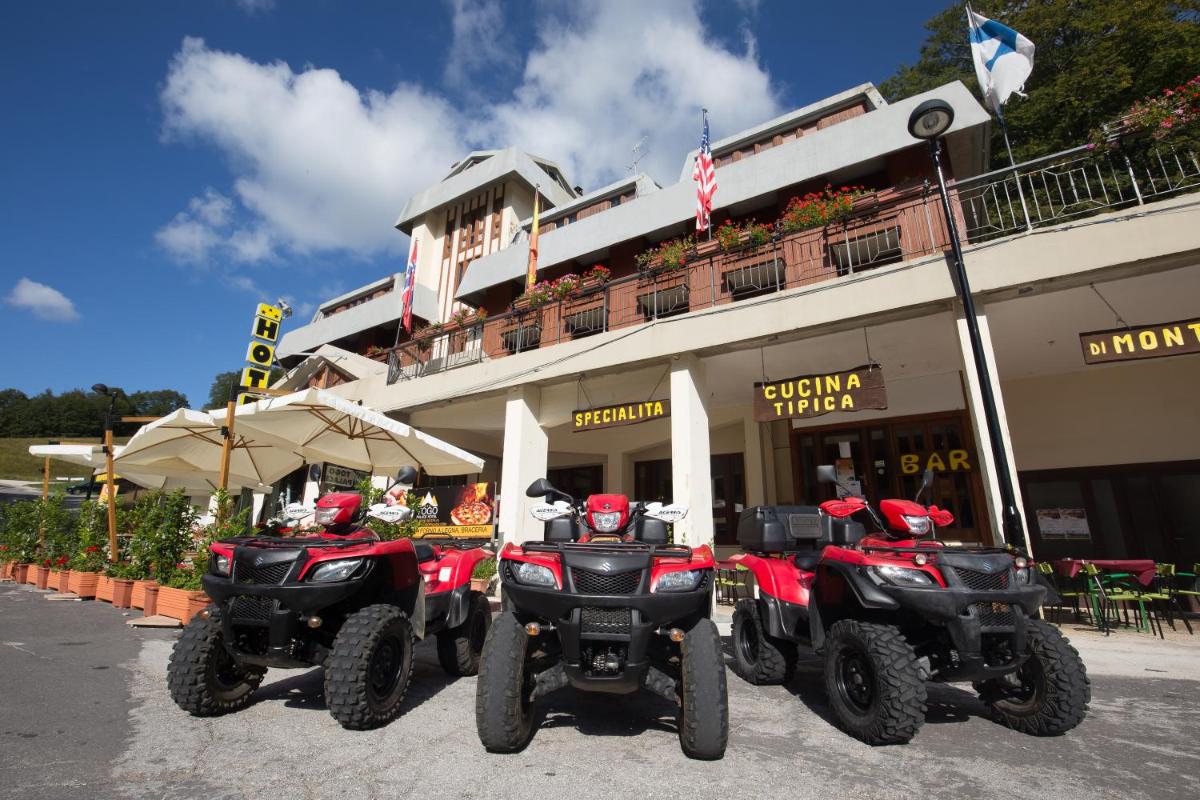 Hotel Togo Palace Terminillo - Housity