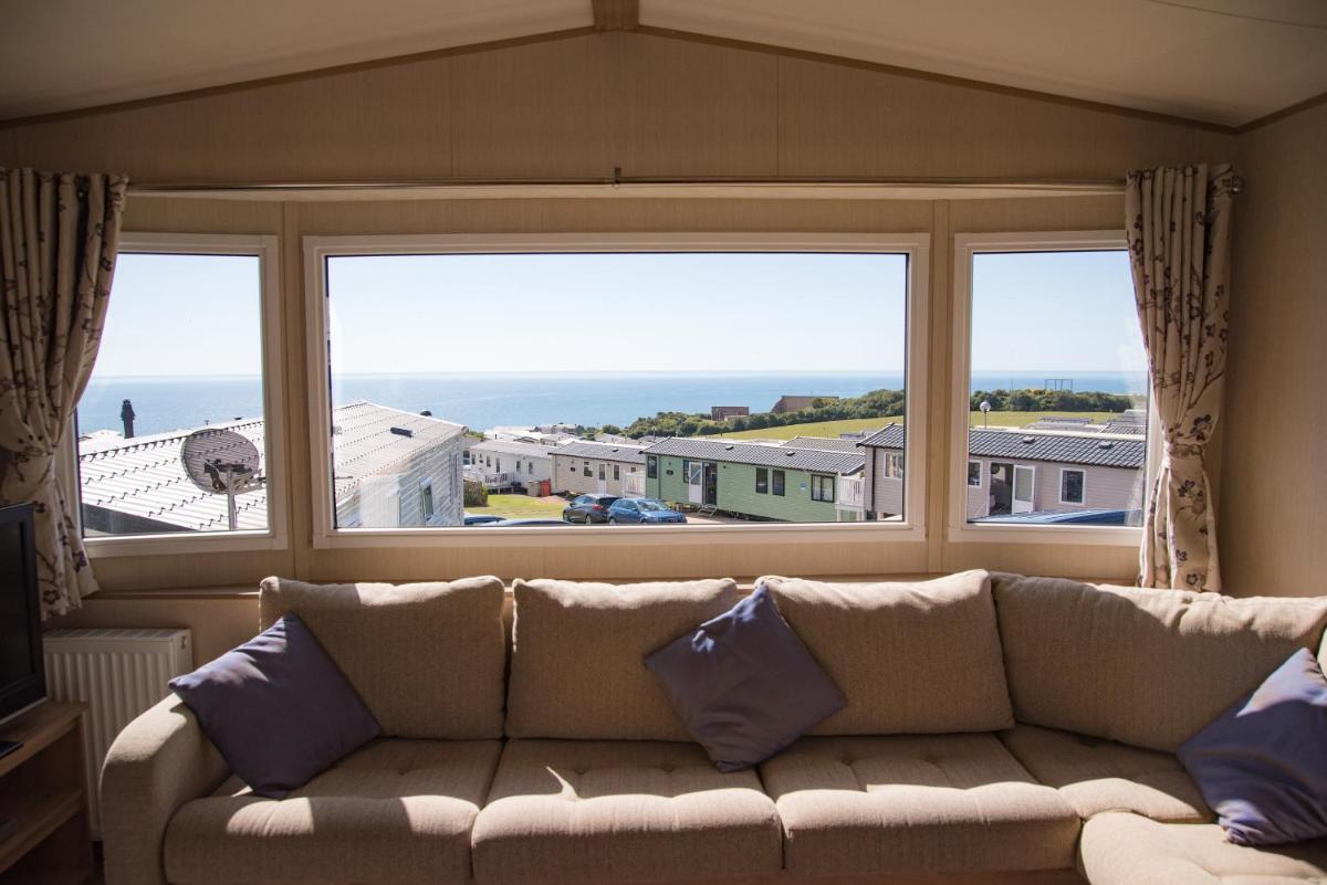Devon Cliffs Holiday Home - Housity