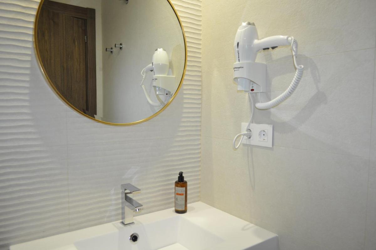 Hostal Restaurante Villa de Brihuega - Housity