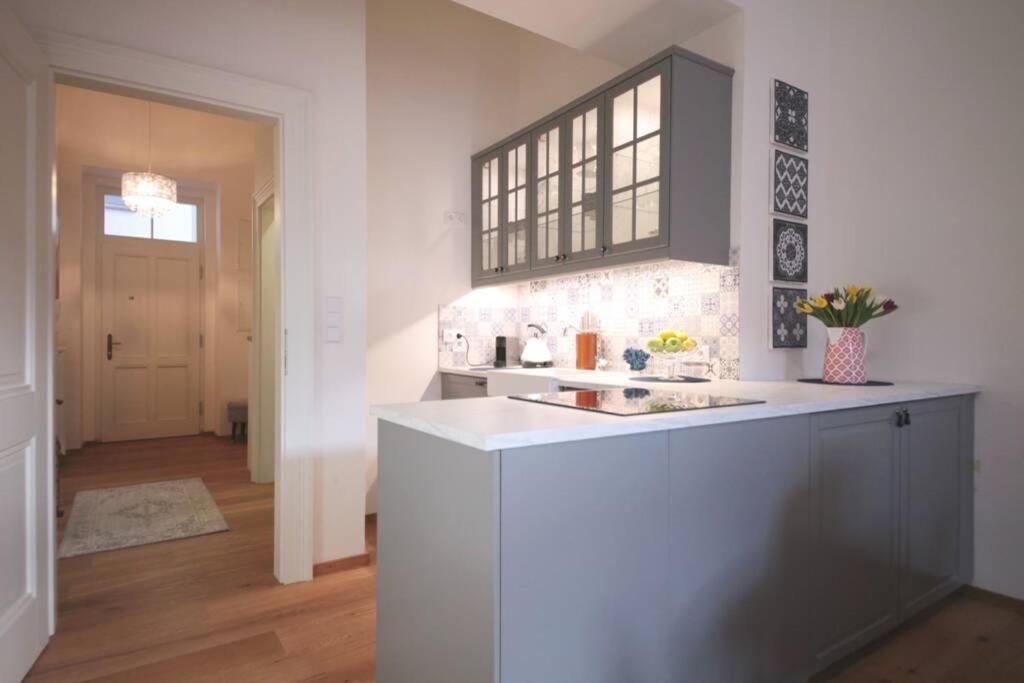 Andel Apartments - Housity