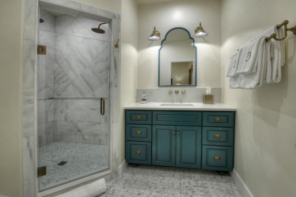 Armory Park Inn - Housity