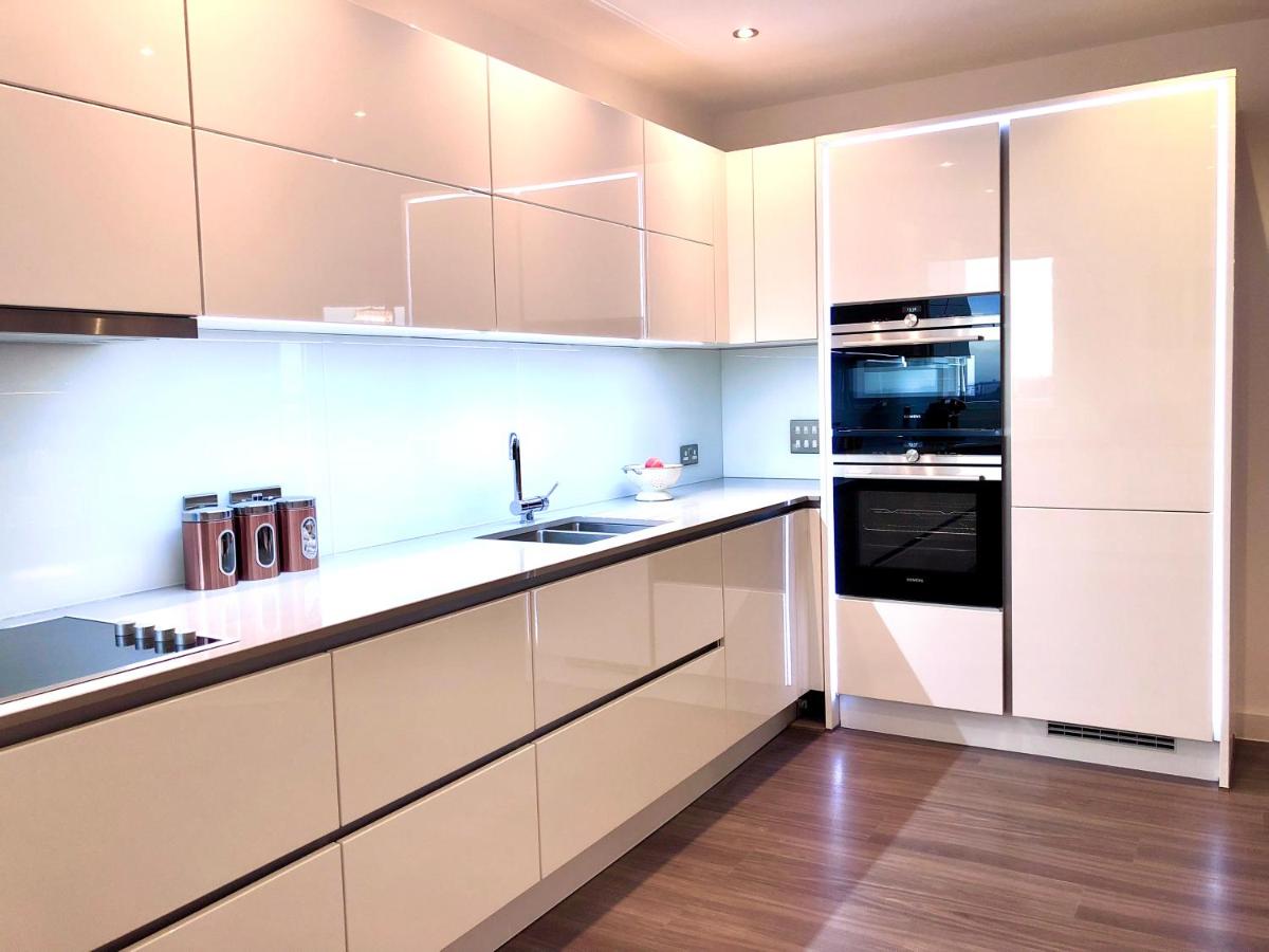 Panoramic Park And City Penthouses Retreat - Housity