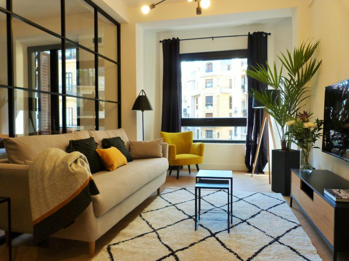 Chic Miracruz by Chic Donosti - Housity