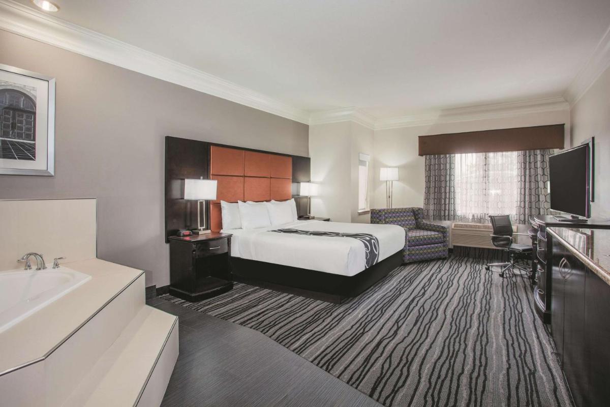 La Quinta by Wyndham Dublin - Pleasanton - Housity