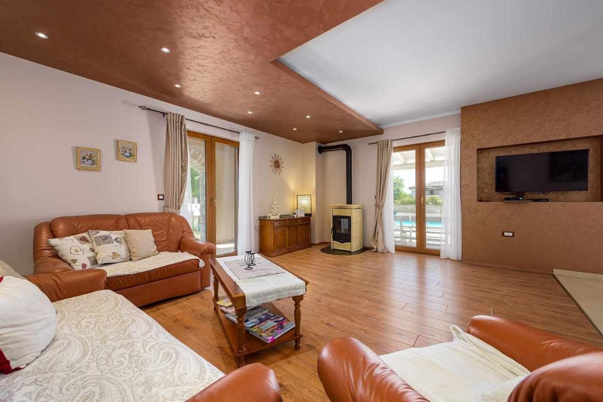 Villa Neo - Housity