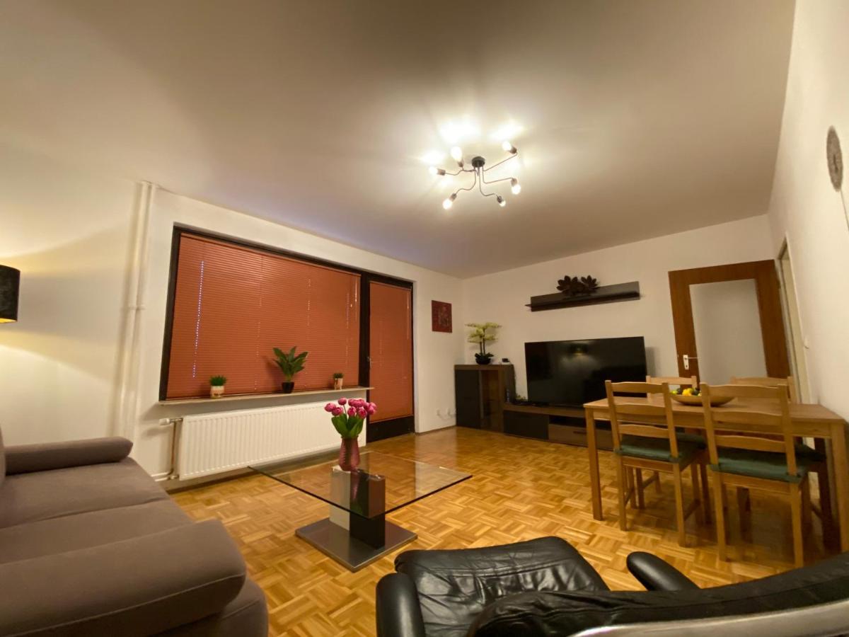 Apartment in Uninähe - Housity