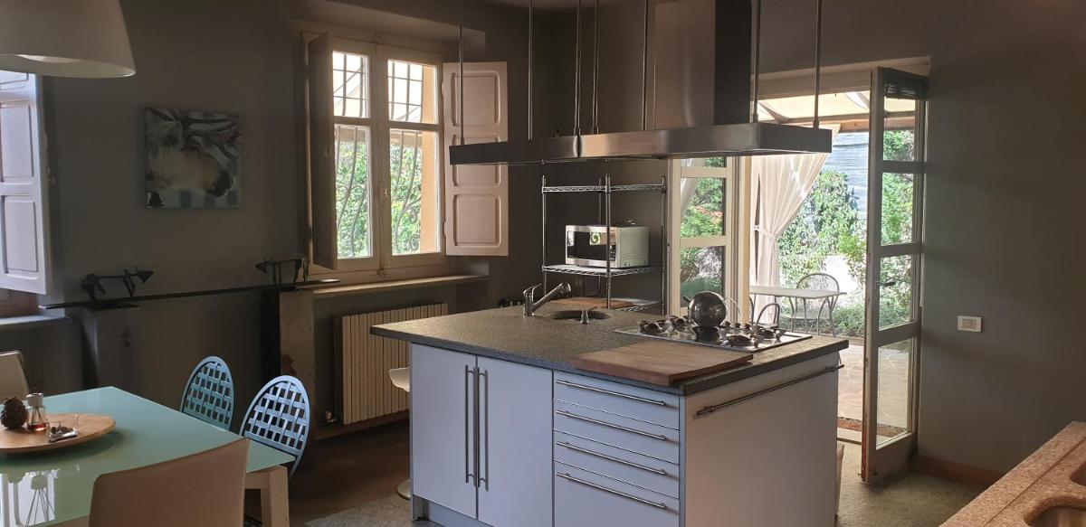 Villa Langhe, Roddi - Housity