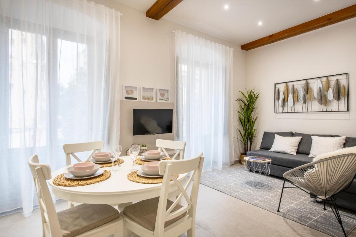 Lovely & Cozy apartment in the heart of Banyoles - Housity