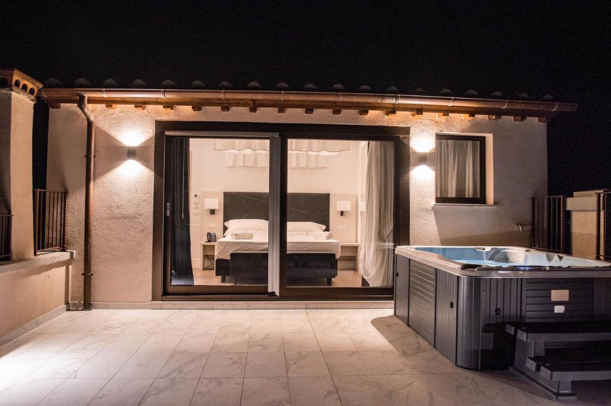 Hotel Boutique Castiglione del Lago - Housity