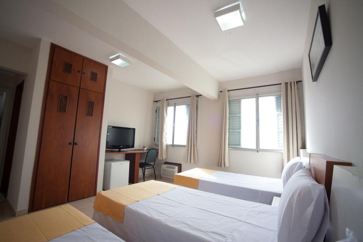Láparos Hotel - Housity