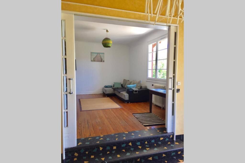 Villa 4 chambres avec Jardin en Coeur de village - Housity