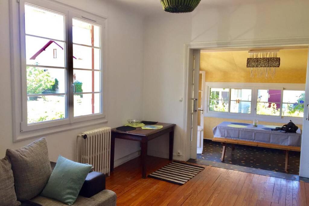 Suitetrails - Villa 4 chambres avec Jardin en Coeur de village