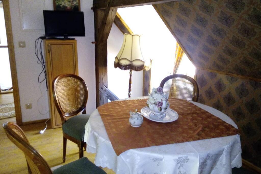 Zámeček Zdíky - Knížecí apartmán - Housity