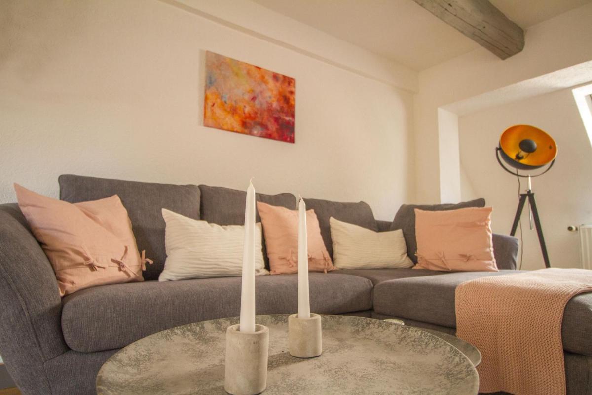Main Idyll - Housity
