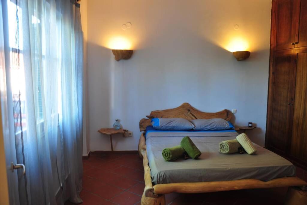 FinetsiosLenia House - Housity