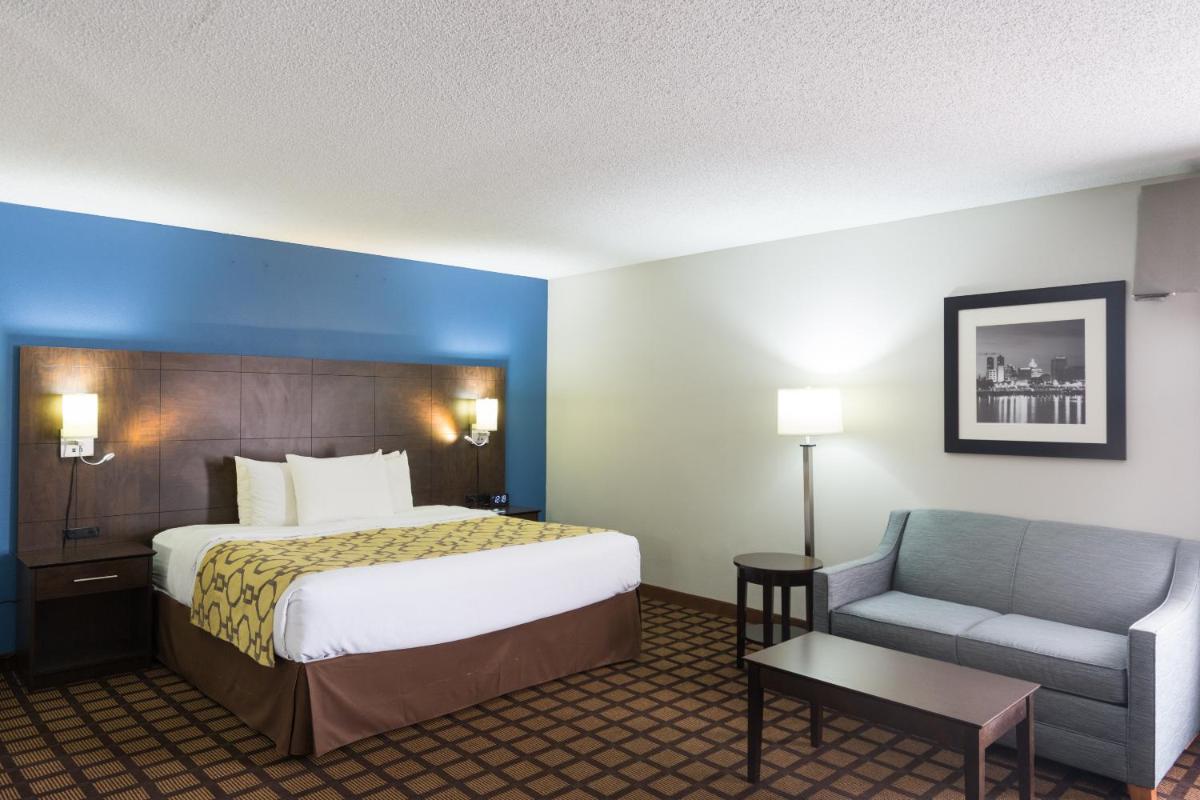 Baymont by Wyndham Morton - Housity