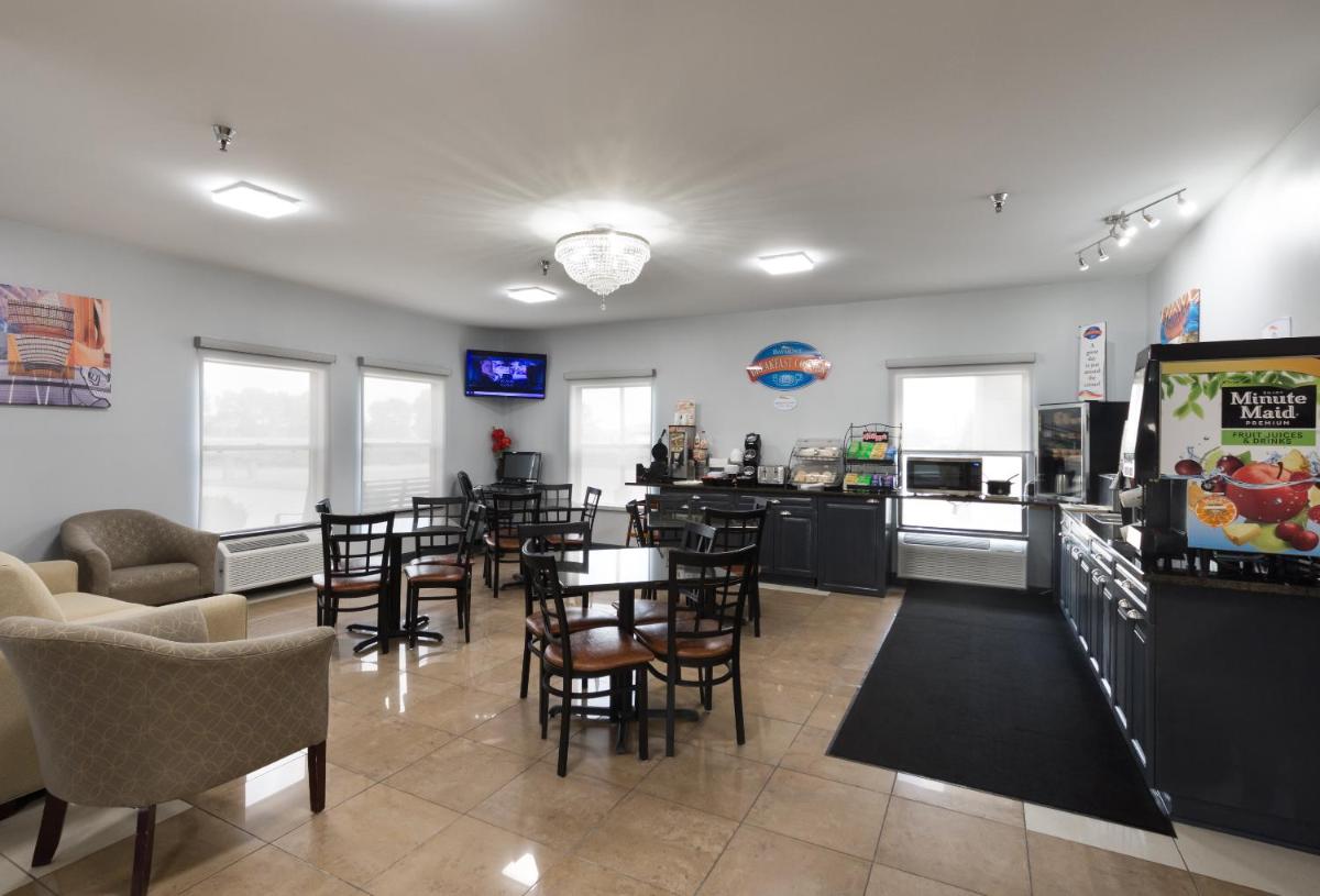 Baymont by Wyndham Morton - Housity