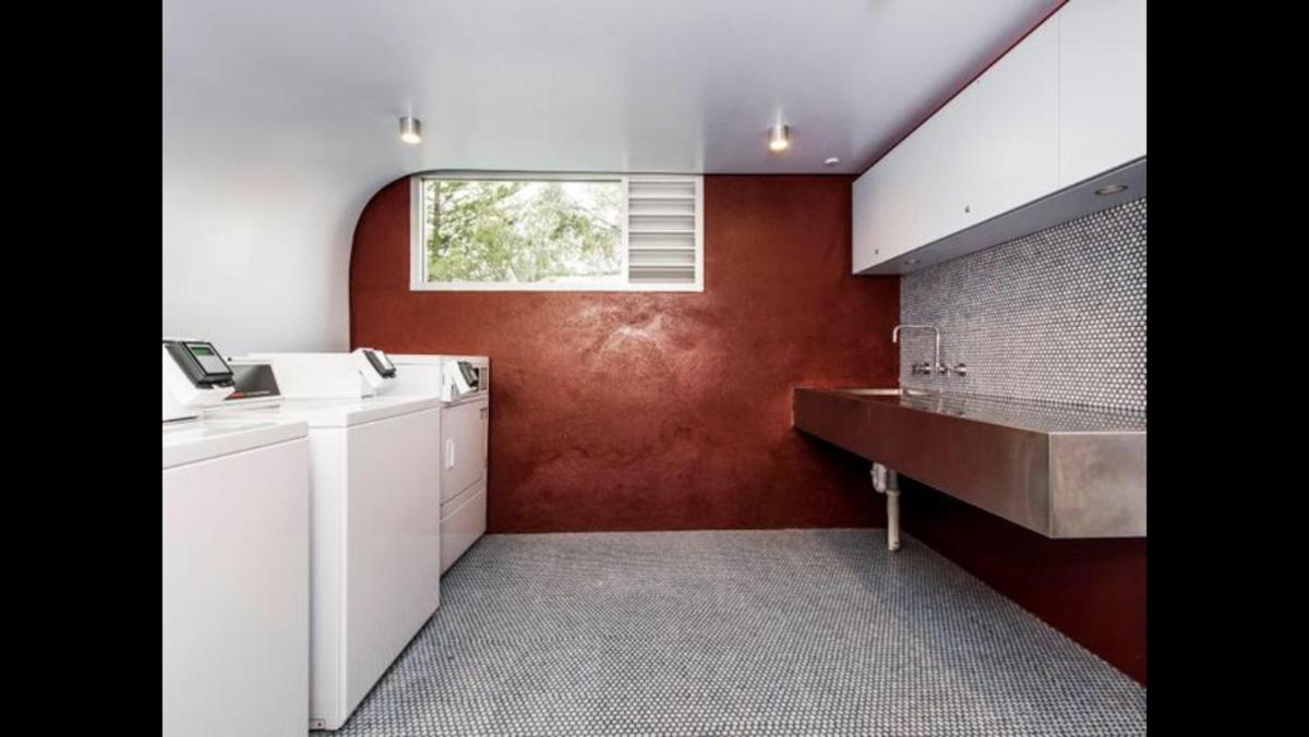 Suitetrails - Soho Chic Apartment