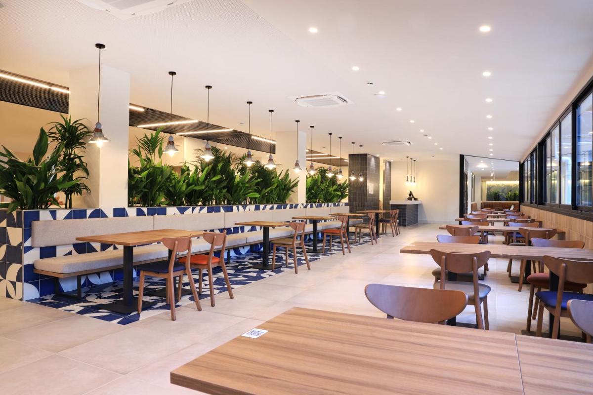 Un restaurante o sitio para comer en Eurosalou & Spa