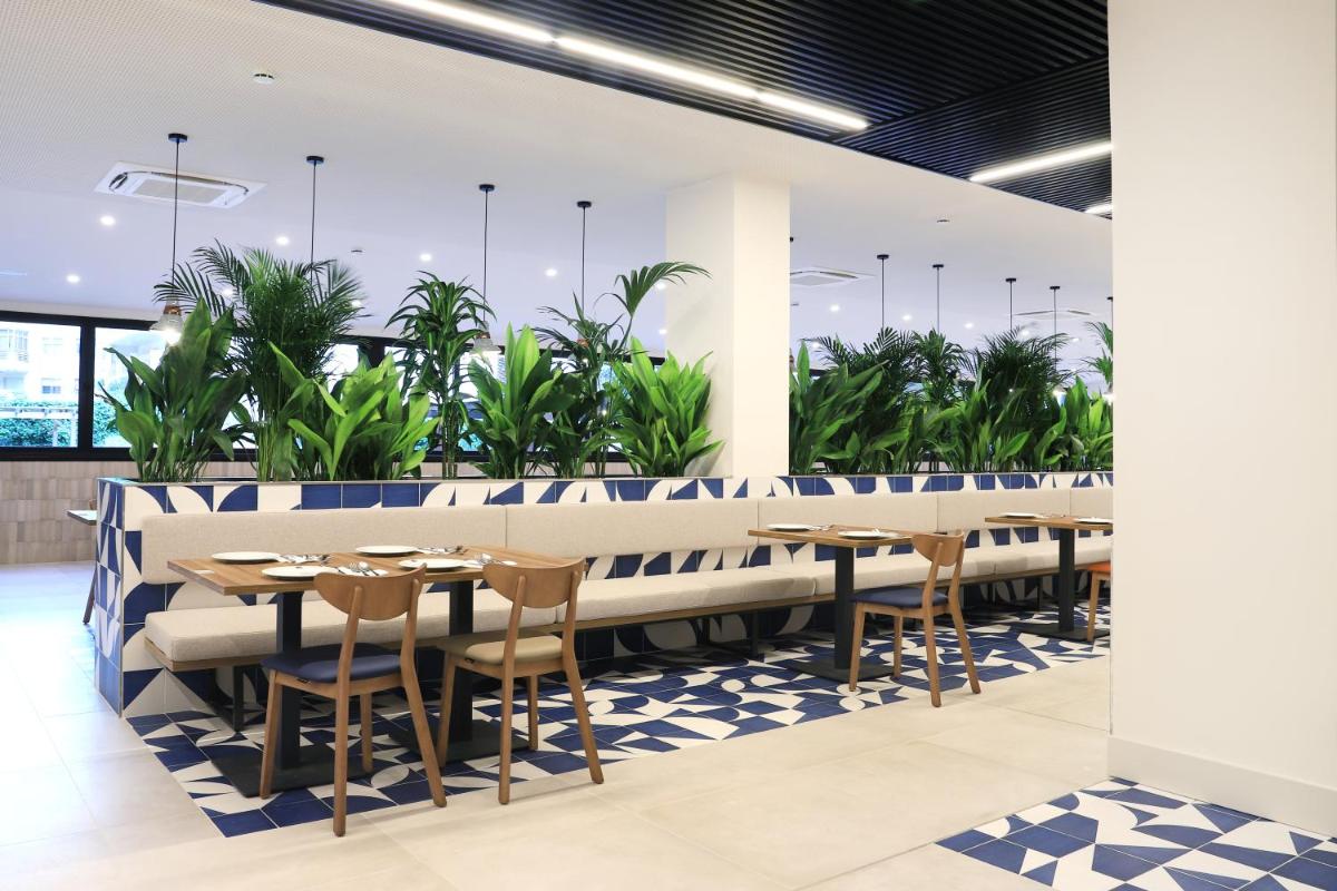 Un restaurante o sitio para comer en Eurosalou & Spa