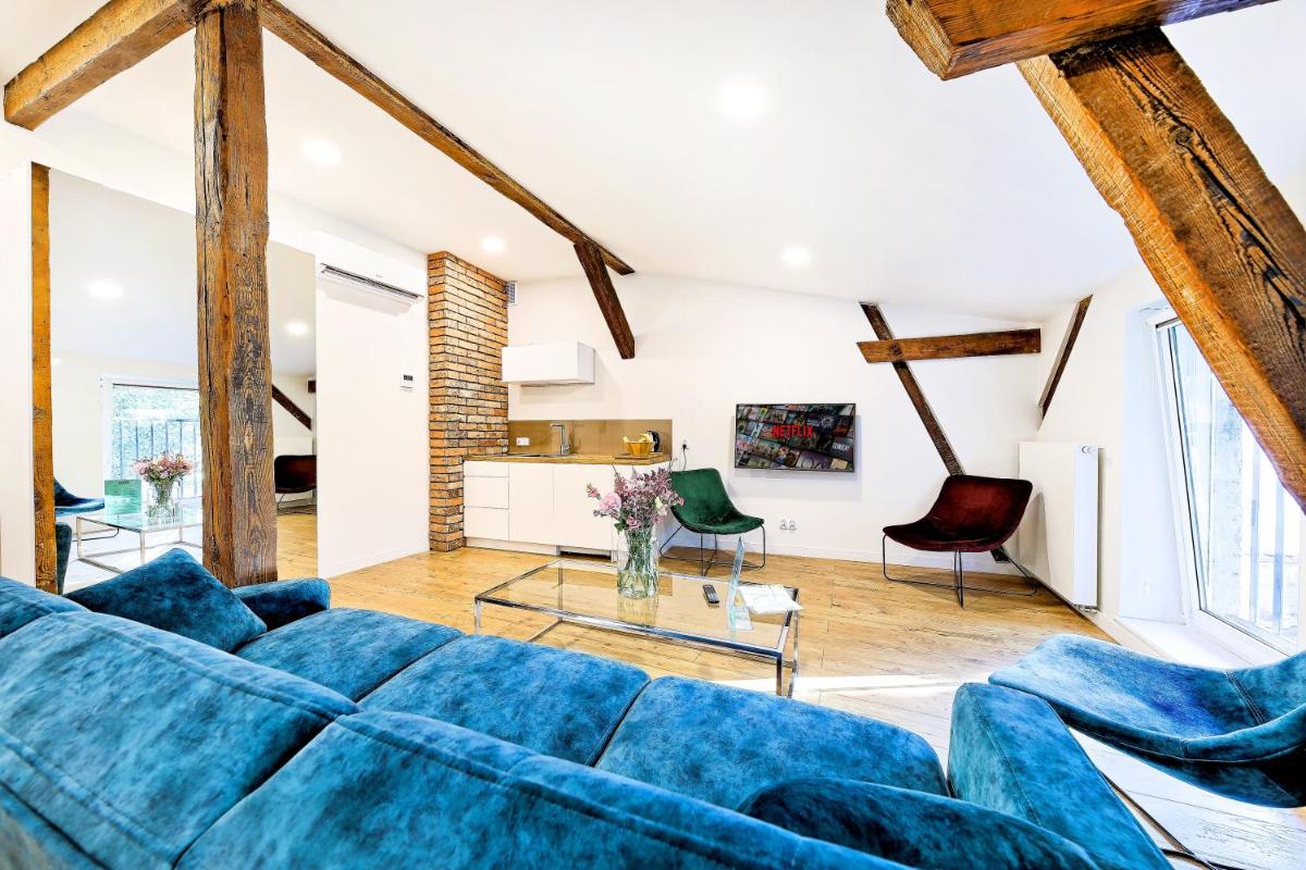 Cinema Apartments - Housity