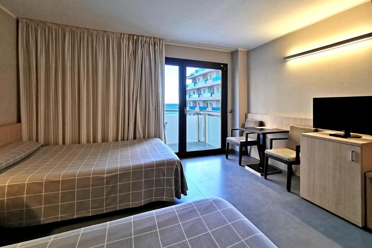 Hotel Acuazul - Housity