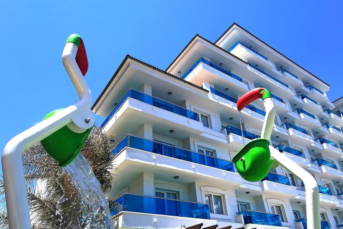 Edificio en el que se encuentra el apartahotel