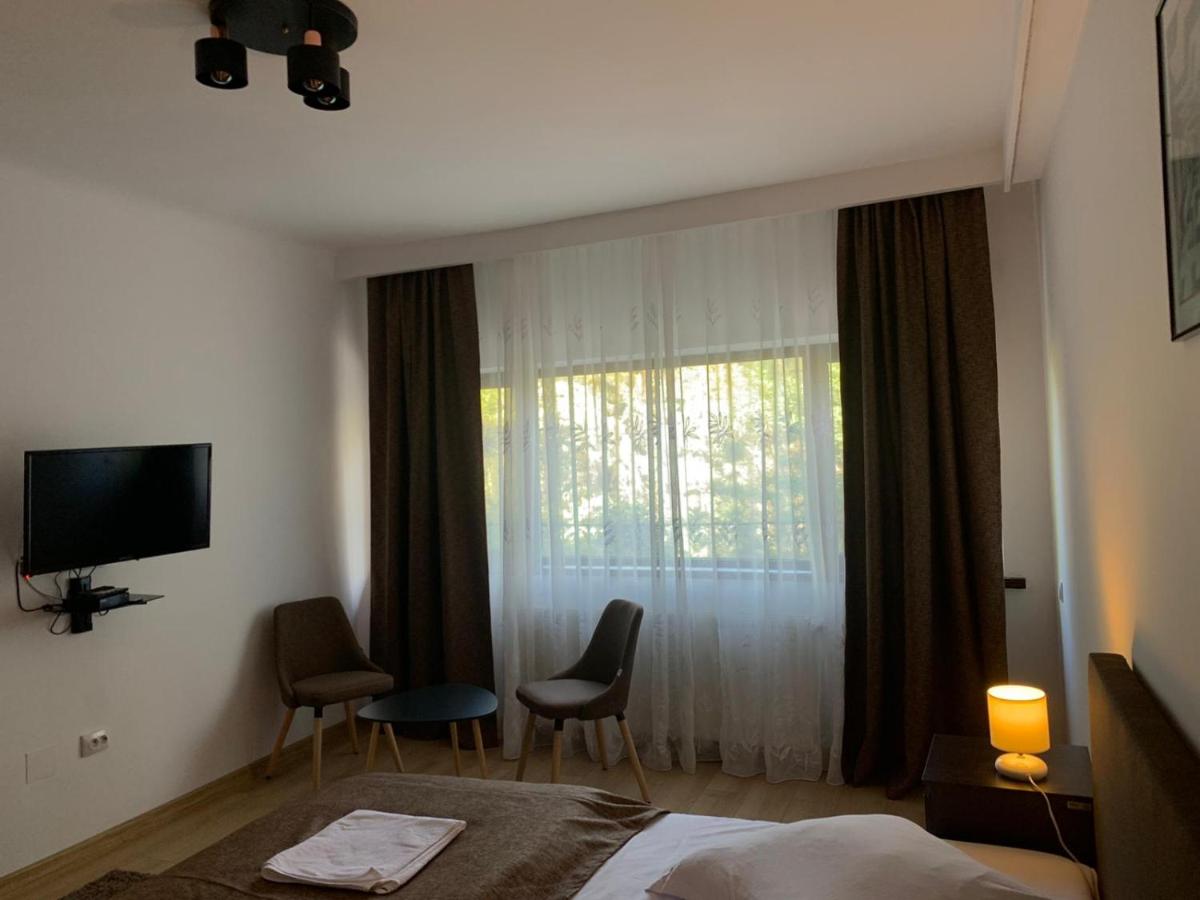 Residence SINAIA Apartments - Hizvo