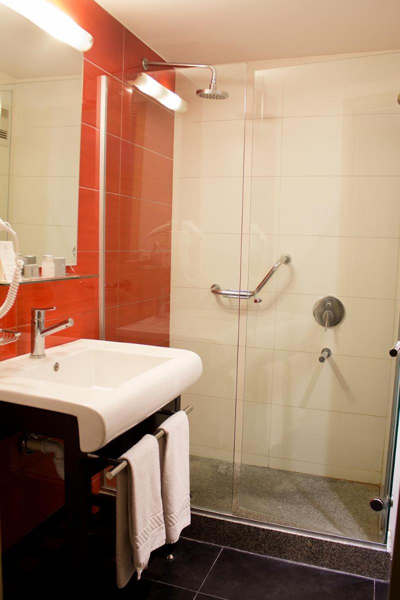 Way Apartamentos - Housity