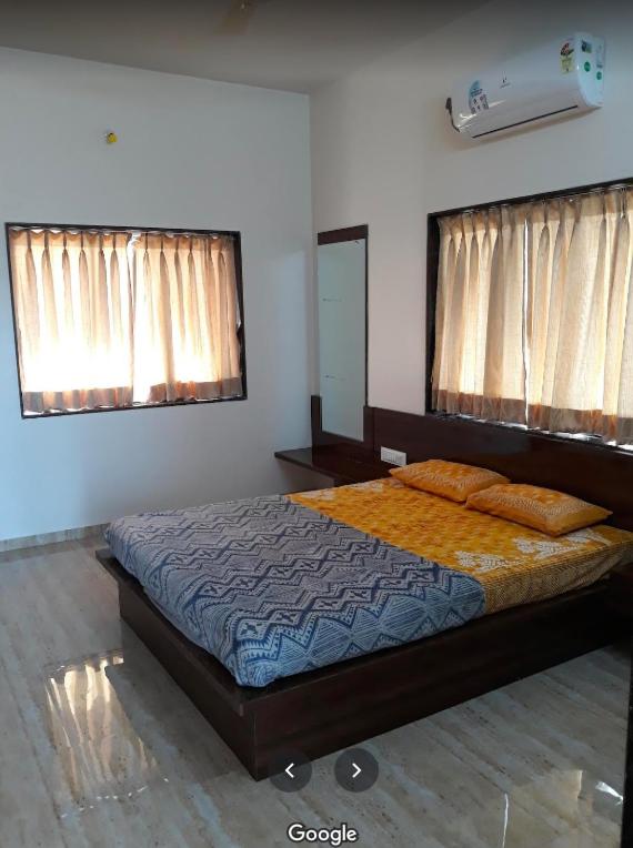 Gold Nest Valley View 3BHK (3DAYS MINI. STAY) - Housity