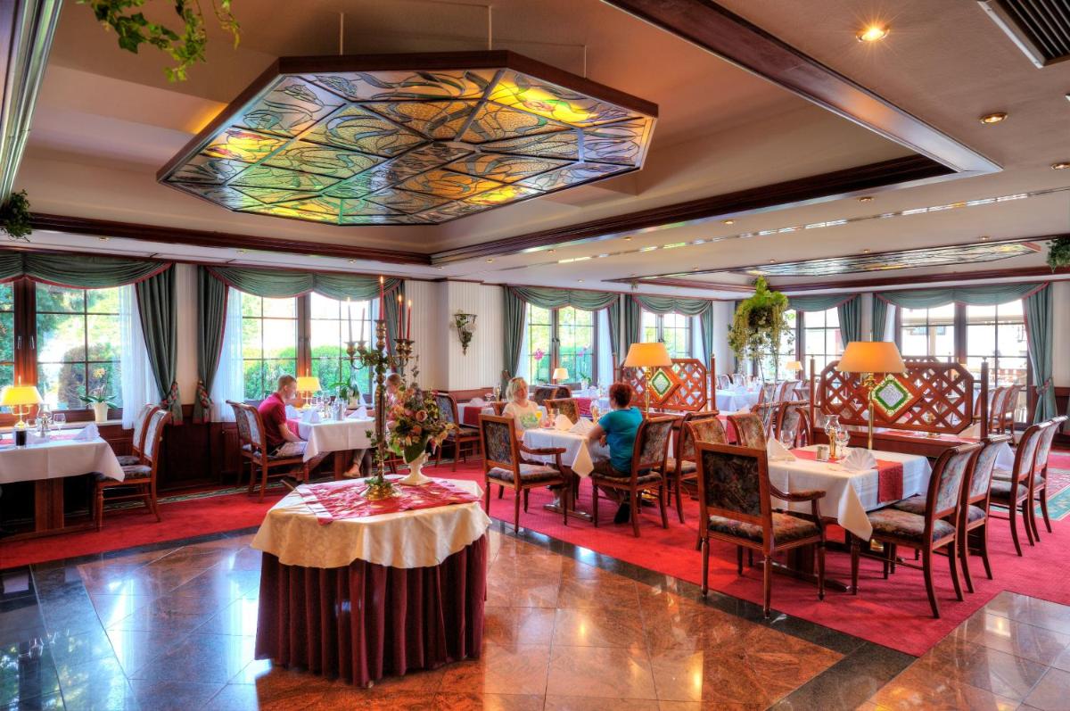 Hotel Freihof - Housity