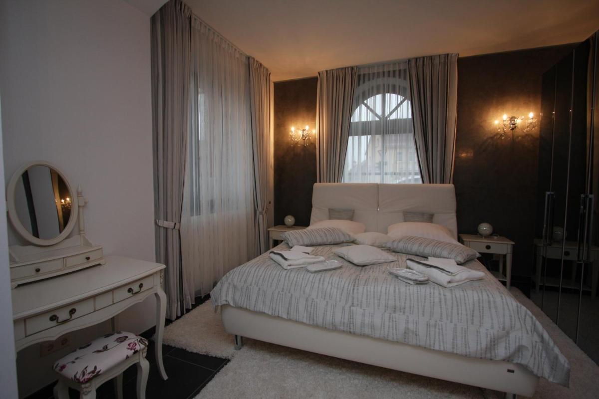 Hotel Da Gianni GmbH - Housity