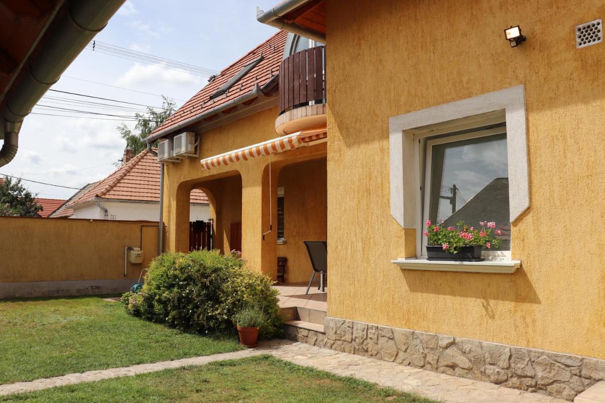B6 Apartman - Housity