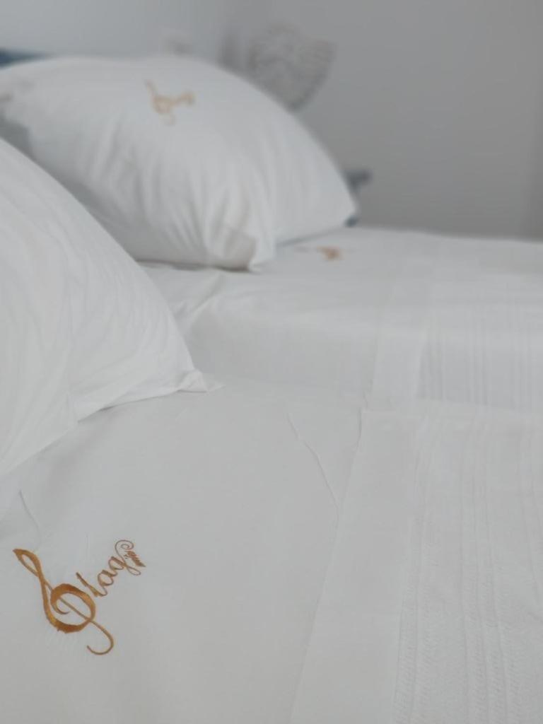 Flag Suites - Housity