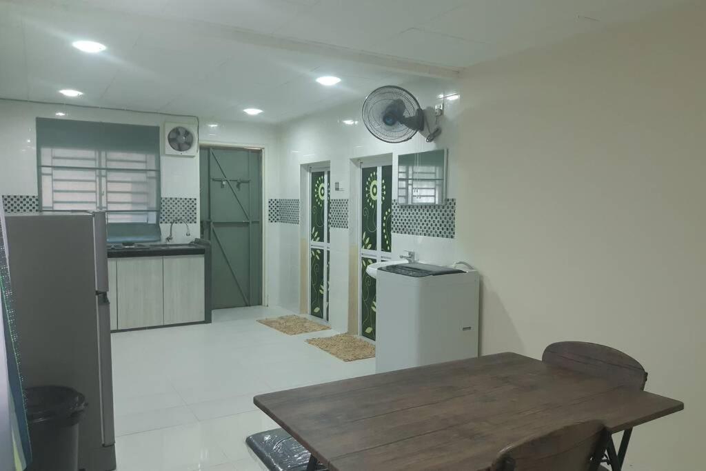 Impian Holiday Home - Housity