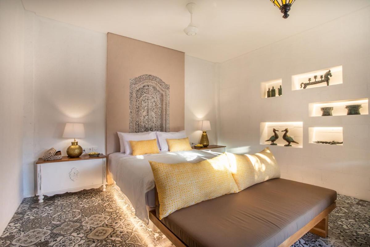 PinkPrivate Sanur - for Cool Adults Only - Housity