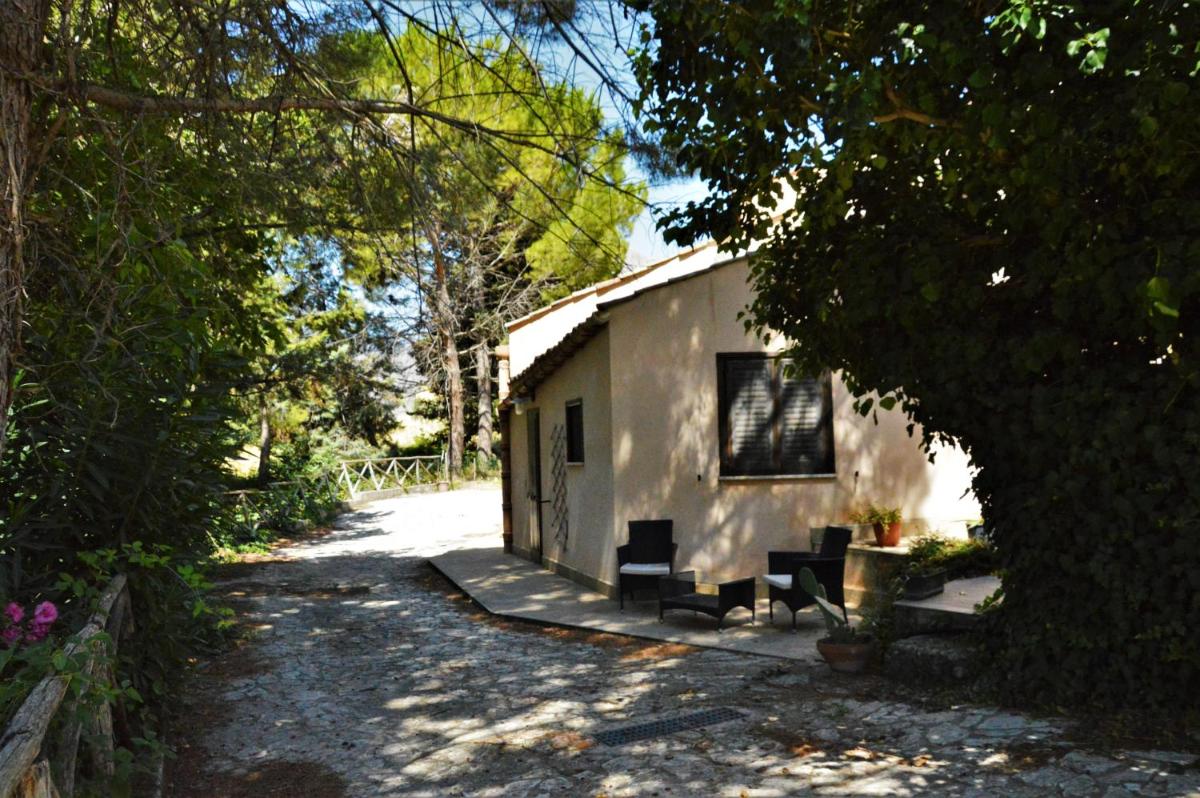 Agriturismo Masseria La Chiusa - Housity